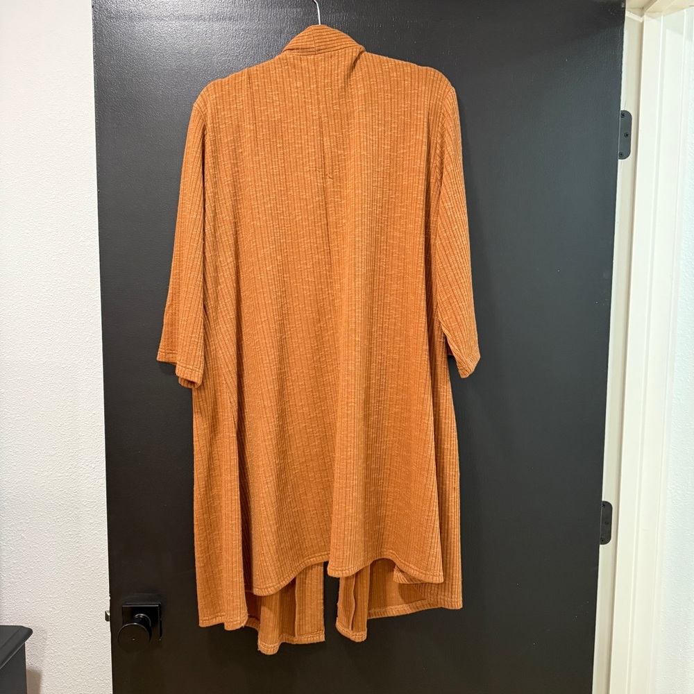 Larace Tan Ribbed Cardigan - Picture 2 of 4
